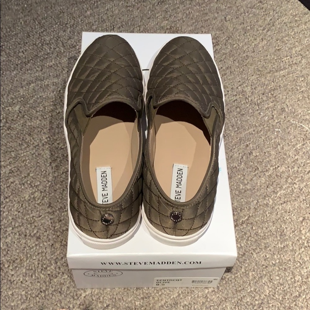Olive green Steve Madden slip-on sneakers